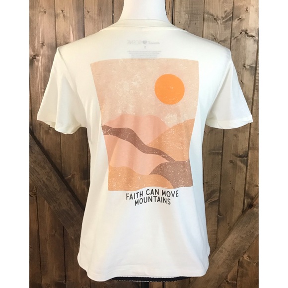 Social Scene Ivory Short Sleeve Tee Size Small - Picture 2 of 8